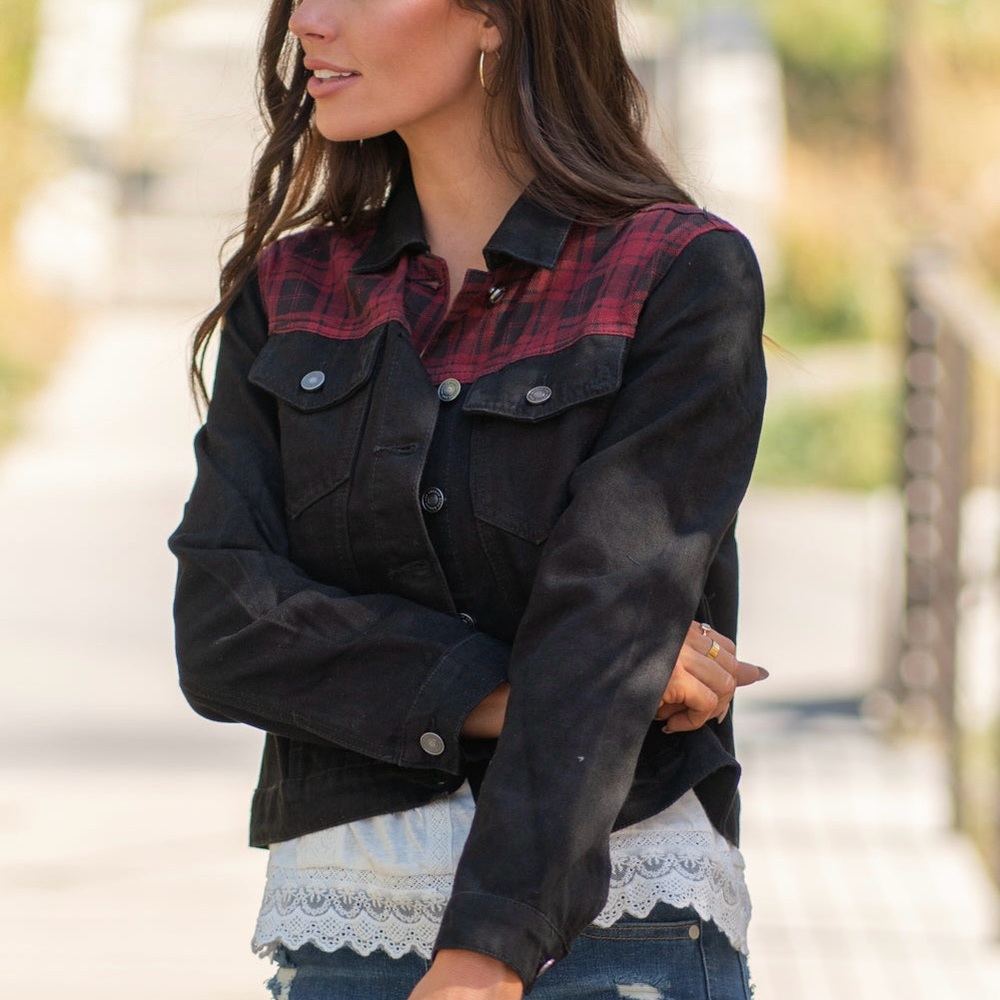 Maurices KanCan Denim Cropped Trucker Jacket Buffalo Plaid Black/Red 100…